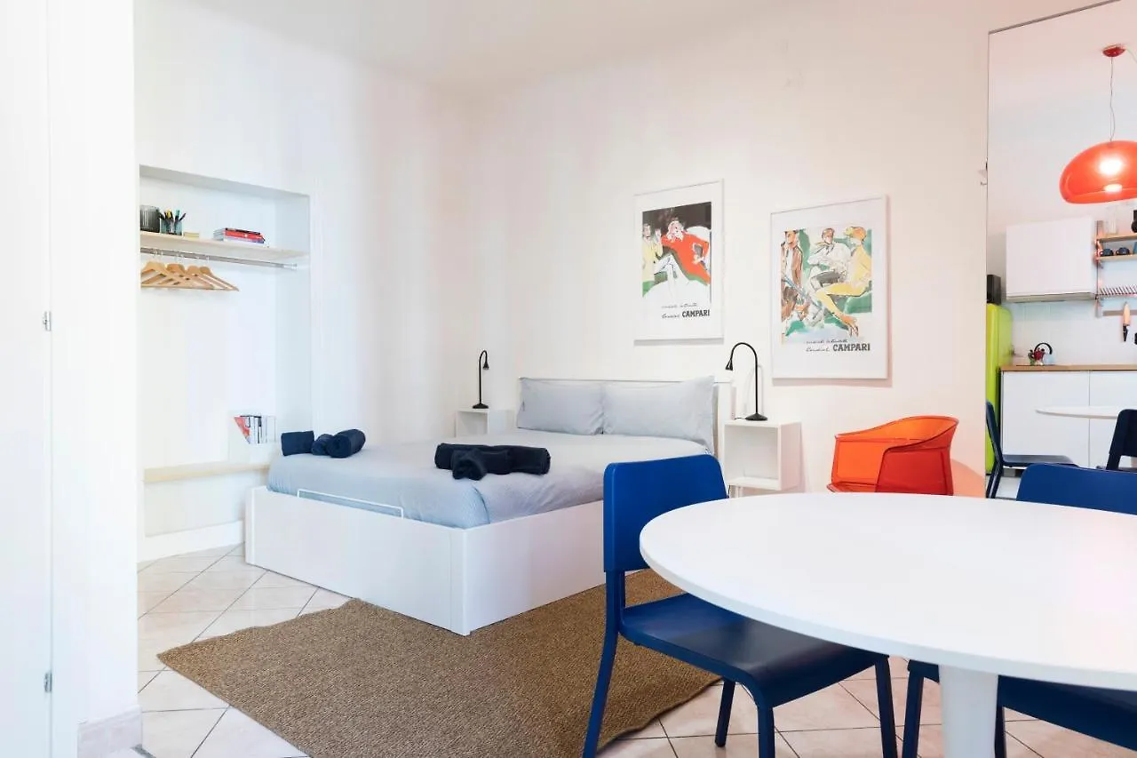 Xenia Apartments - Stylish Colorful Apt- Upbeat & Well-Connected Area Milan
